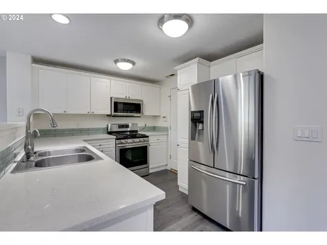 20695 SW Mabel Street Beaverton OR 97006