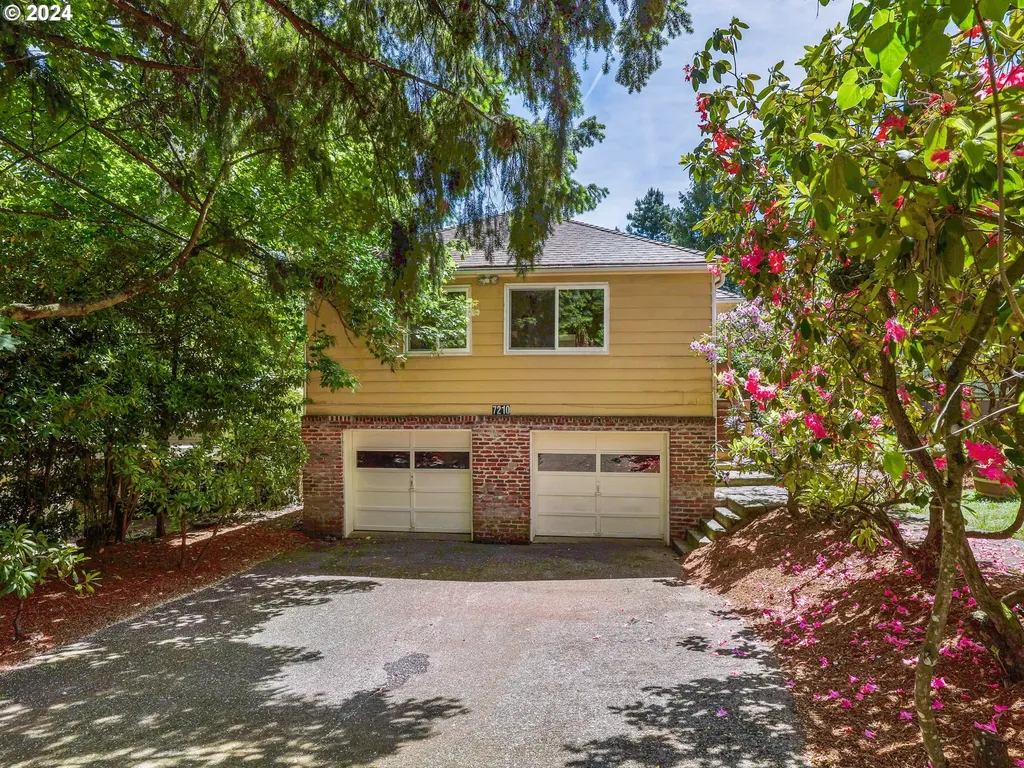 7210 Se Mill Street Portland OR 97215