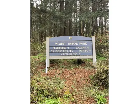 7210 Se Mill Street Portland OR 97215