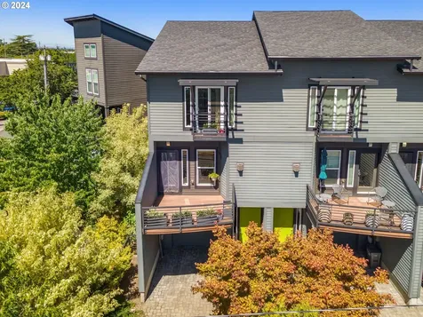 509 NE Ainsworth Street Portland OR 97211