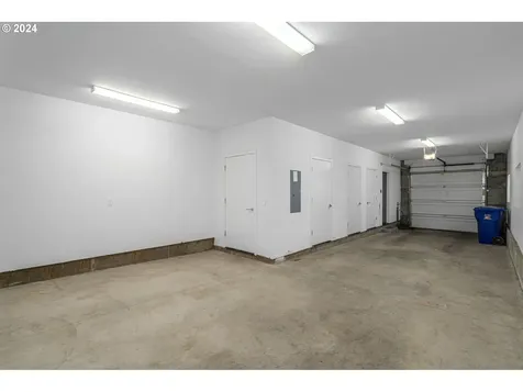 509 NE Ainsworth Street Portland OR 97211