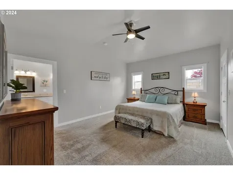 621 Harding Place Cottage Grove OR 97424