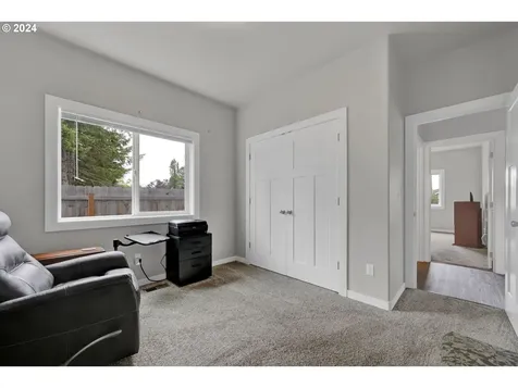 621 Harding Place Cottage Grove OR 97424