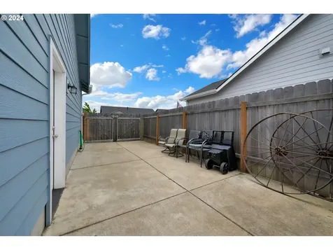621 Harding Place Cottage Grove OR 97424