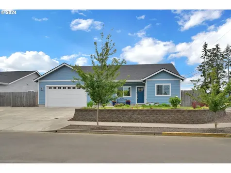 621 Harding Place Cottage Grove OR 97424