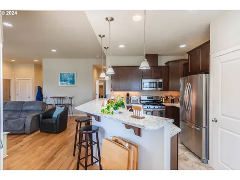 1841 Garfield Street North Bend OR 97459