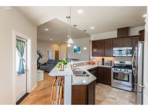 1841 Garfield Street North Bend OR 97459