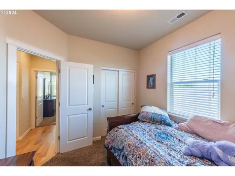 1841 Garfield Street North Bend OR 97459