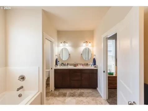 1841 Garfield Street North Bend OR 97459