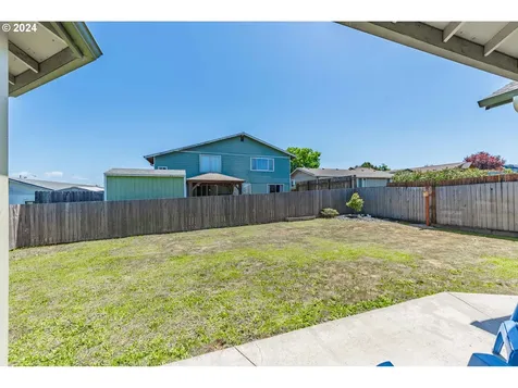 1841 Garfield Street North Bend OR 97459