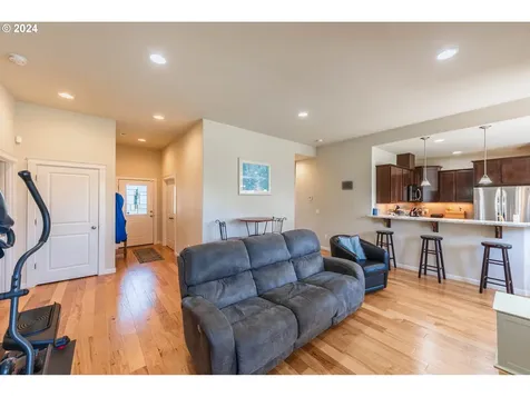 1841 Garfield Street North Bend OR 97459