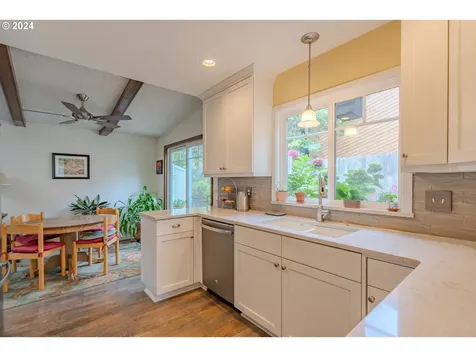 11601 NE 2nd Avenue Vancouver WA 98685