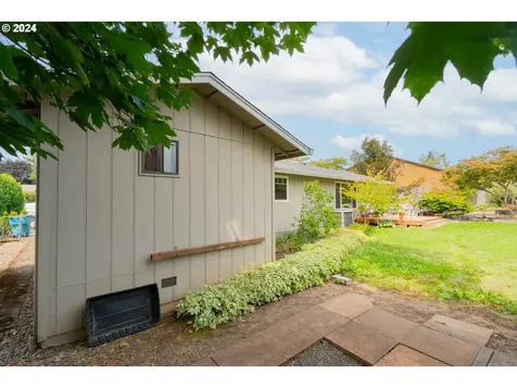 11601 NE 2nd Avenue Vancouver WA 98685