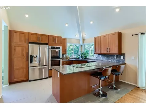 635 Sw 167th Avenue Beaverton OR 97006