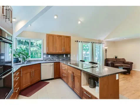 635 Sw 167th Avenue Beaverton OR 97006