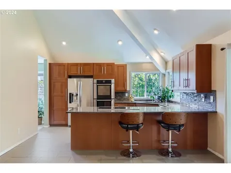 635 Sw 167th Avenue Beaverton OR 97006