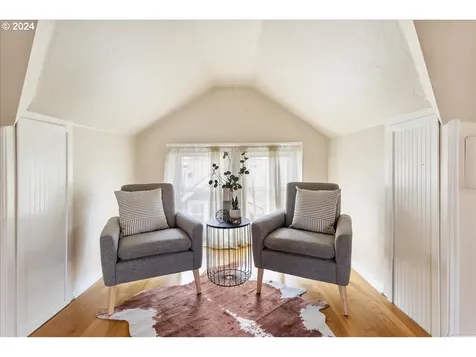 5838 N Haight Avenue Portland OR 97217