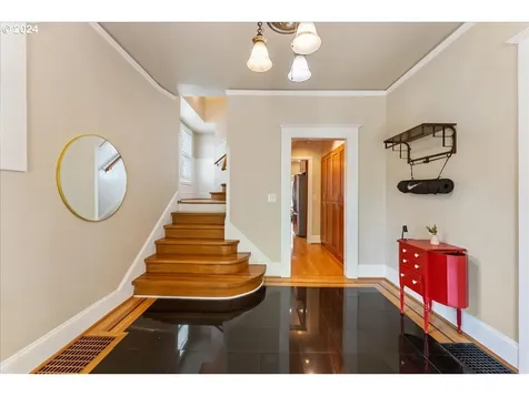 5838 N Haight Avenue Portland OR 97217