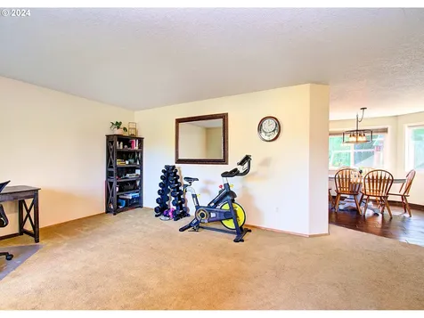 10003 NE 123rd Court Vancouver WA 98682