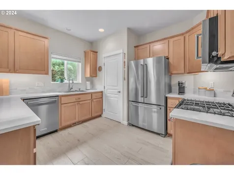 33955 Se Erika Court Scappoose OR 97056