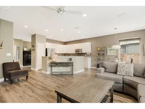 2119 Ne 52nd Avenue Hillsboro OR 97124