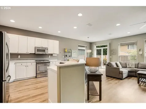 2119 Ne 52nd Avenue Hillsboro OR 97124