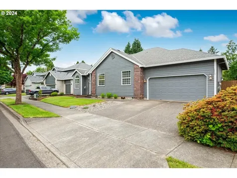 2119 Ne 52nd Avenue Hillsboro OR 97124