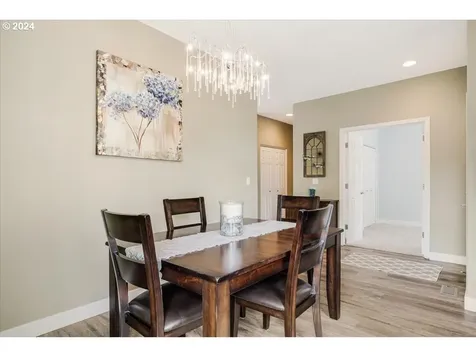 2119 Ne 52nd Avenue Hillsboro OR 97124