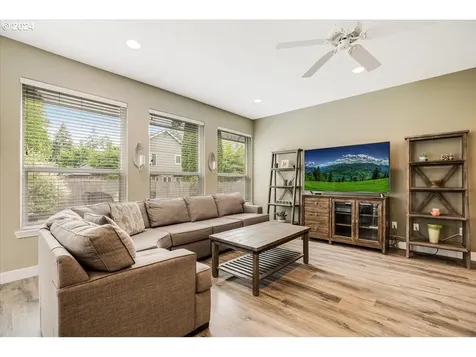 2119 Ne 52nd Avenue Hillsboro OR 97124
