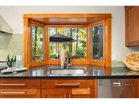 7430 SW Canyon Drive Portland OR 97225