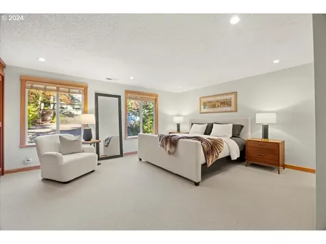 7430 SW Canyon Drive Portland OR 97225