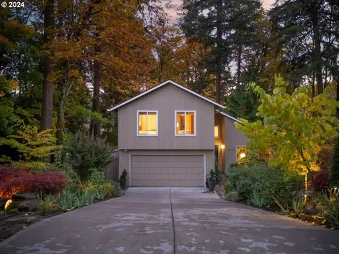 7430 SW Canyon Drive Portland OR 97225