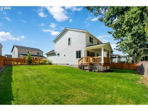 1528 NE 12th Place Canby OR 97013