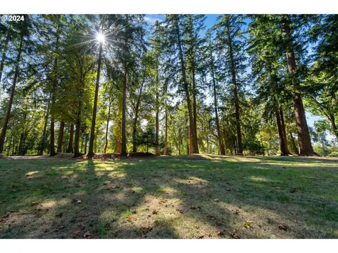 1528 NE 12th Place Canby OR 97013