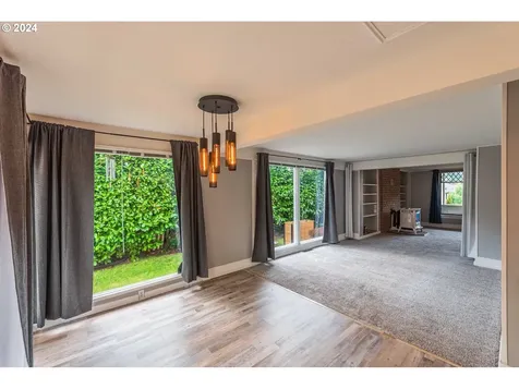 1475 Sherman Avenue North Bend OR 97459