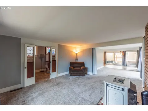 1475 Sherman Avenue North Bend OR 97459