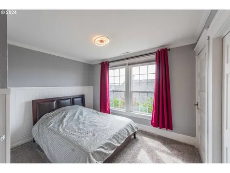 1475 Sherman Avenue North Bend OR 97459