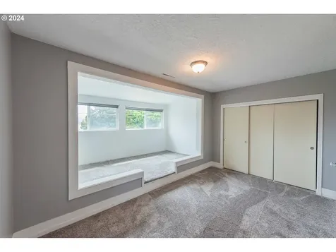 1475 Sherman Avenue North Bend OR 97459