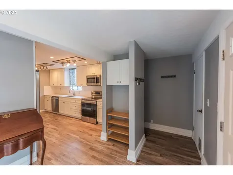 1475 Sherman Avenue North Bend OR 97459