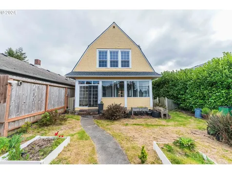 1475 Sherman Avenue North Bend OR 97459