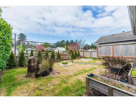 1475 Sherman Avenue North Bend OR 97459