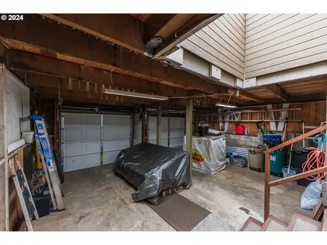 1475 Sherman Avenue North Bend OR 97459