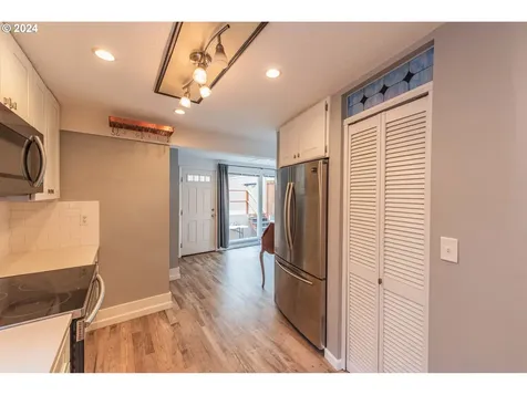 1475 Sherman Avenue North Bend OR 97459
