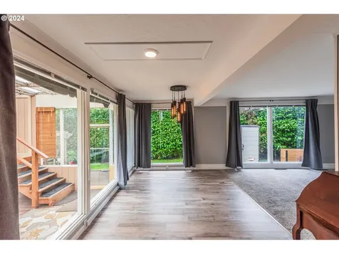 1475 Sherman Avenue North Bend OR 97459
