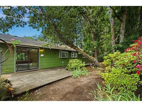 5195 Donald Street Eugene OR 97405