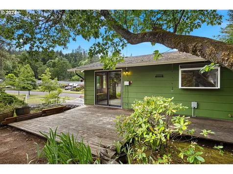 5195 Donald Street Eugene OR 97405