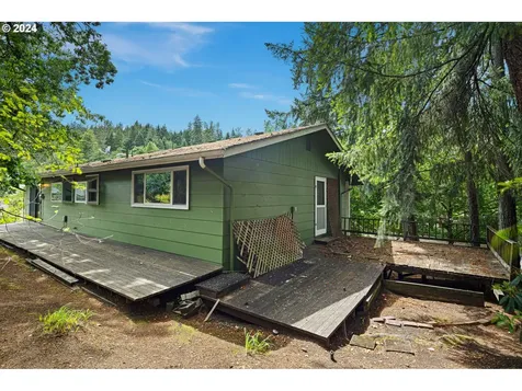 5195 Donald Street Eugene OR 97405