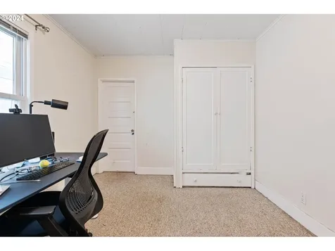 916 SE 35th Avenue Portland OR 97214