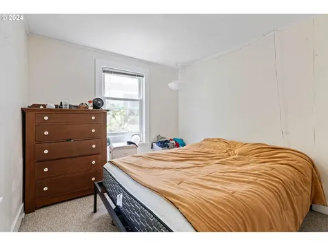 916 SE 35th Avenue Portland OR 97214