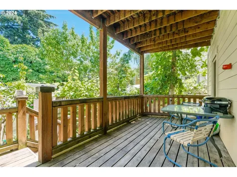 916 SE 35th Avenue Portland OR 97214